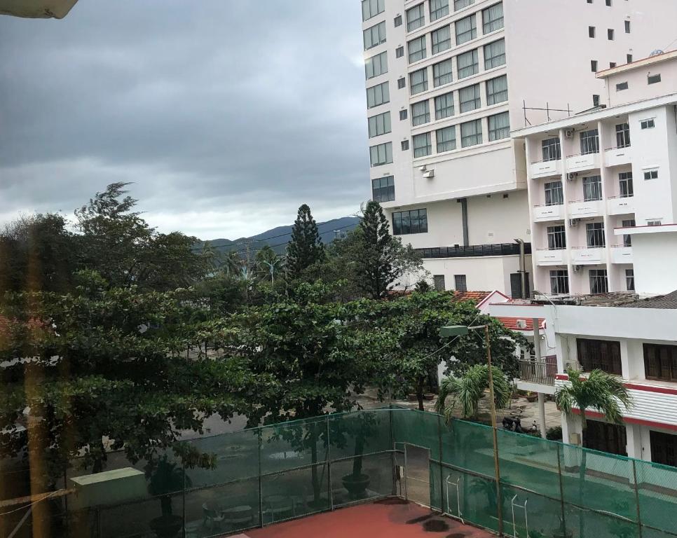 Khánh Nhung Hotel, Khách Sạn Giá Rẻ Nha Trang Trung Tâm, Lý Tưởng Cho Du Lịch Tự Túc