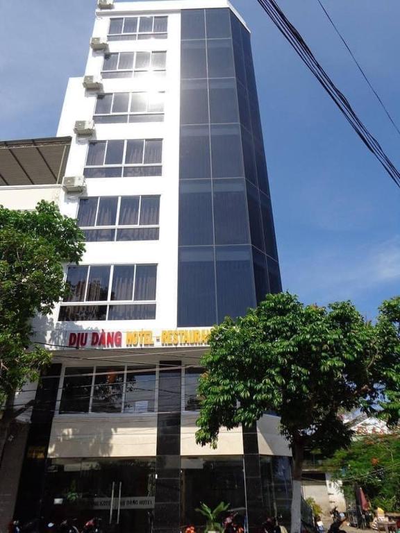 Bí Quyết Nghỉ Dưỡng Nha Trang Yên Tĩnh: Dịu Dàng Hotel 19 Trần Kim Hùng – Gần Tháp Trầm Hương