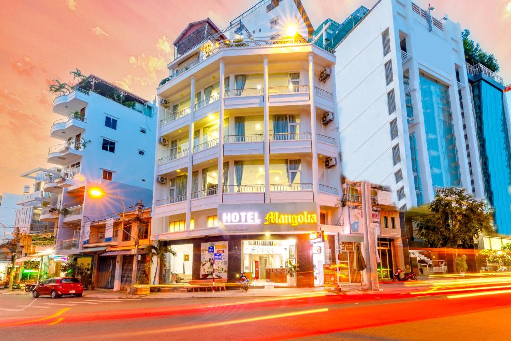 Top Khách Sạn Nha Trang Trung Tâm: Mangolia Hotel – Chỉ Cách Bãi Biển Và Chợ Đêm Vài Phút Đi Bộ