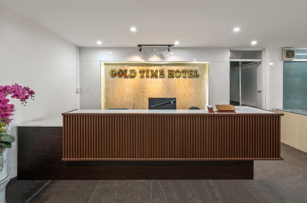 Gold Time Hotel Đà Nẵng, khách sạn giá rẻ gần biển, thuận tiện di chuyển