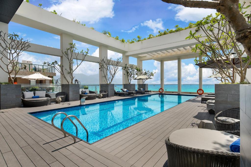 Paris Deli Danang Beach Hotel, khách sạn boutique sang trọng với không gian tinh tế