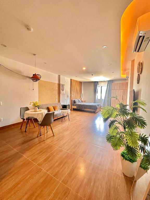 AM Hotel & Apartment Đà Nẵng, khách sạn sang trọng gần cầu Rồng và sông Hàn