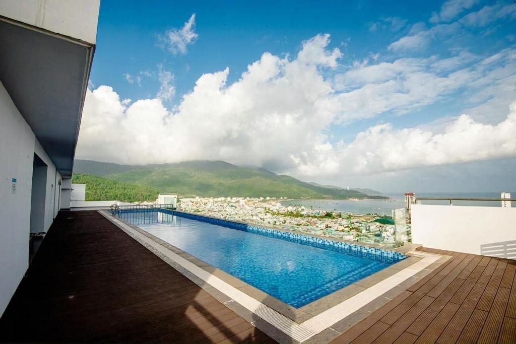 Penthouse sang trọng 4 phòng ngủ Đà Nẵng, khách sạn căn hộ cao cấp được nhiều du khách yêu thích