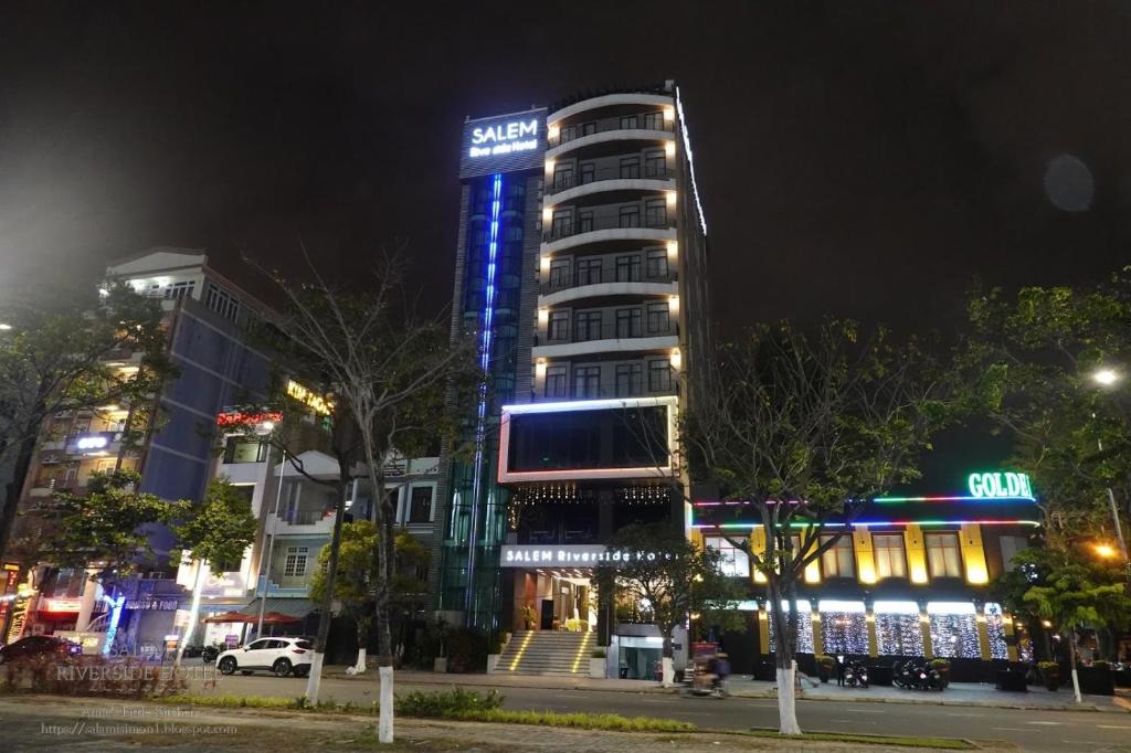 Capital O 1200 Salem Riverside Hotel Đà Nẵng, khách sạn sang trọng gần biển Mỹ Khê