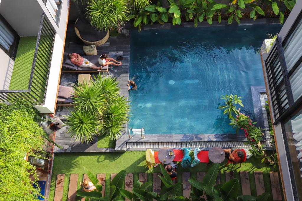 K House Apartment Danang Beach, khách sạn nổi bật với hồ bơi ngoài trời quanh năm