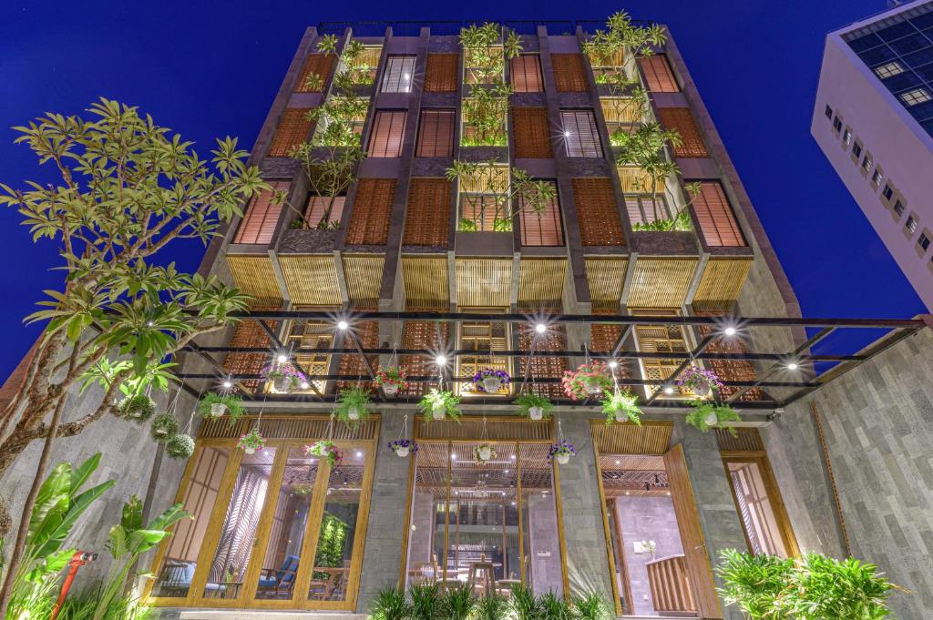 Le Boutique Hotel Đà Nẵng, tận hưởng không gian nghỉ dưỡng cao cấp với hồ bơi trong nhà