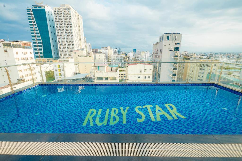 Ruby Star Da Nang, khách sạn sang trọng mang phong cách tinh tế và hiện đại