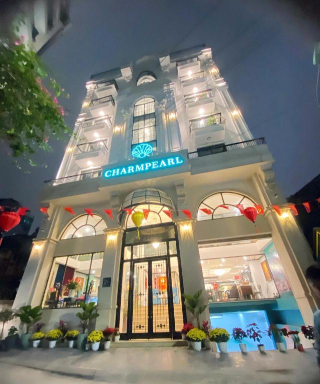 Charmpearl Hotel & Suites Hà Nội, khách sạn sang trọng hàng đầu cho du khách quốc tế