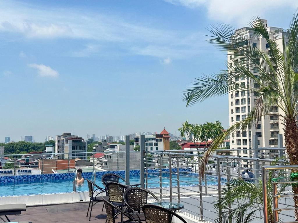 Luxe Paradise Premium Hotel & Spa Hà Nội, kỳ nghỉ đáng nhớ tại khách sạn 4 sao trung tâm