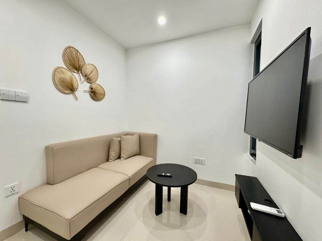 Sun Residences Hotel, homestay tiện nghi gần Vincom Nguyễn Chí Thanh và Phố Cổ Hà Nội