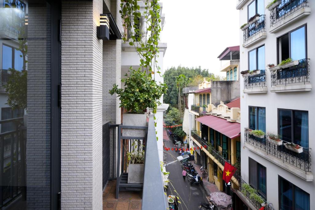 Fusion Gates Apartment Hà Nội, lựa chọn lưu trú tiện nghi gần Ô Quan Chưởng và Đền Quán Thánh