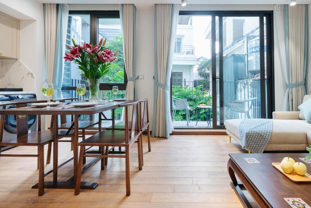 Skyon9 Rooftop Bar, quán bar sân thượng Hà Nội với không gian chill và dịch vụ chuyên nghiệp