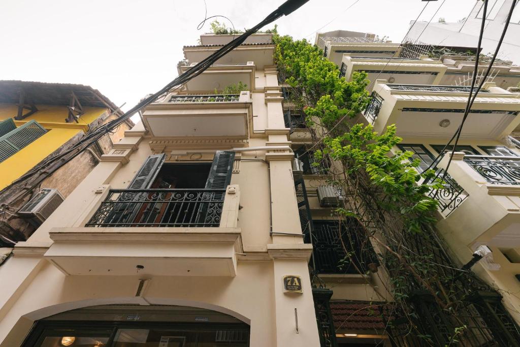 Painting Folk Room Hà Nội, homestay hiện đại gần Đền Quán Thánh và Lăng Chủ Tịch Hồ Chí Minh