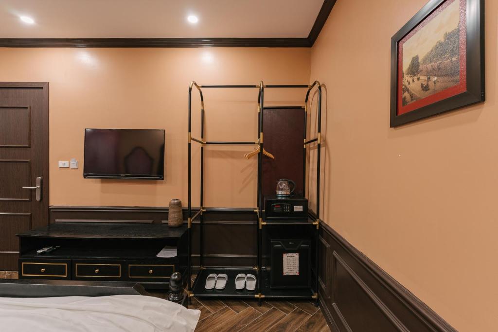 Ann Home Ha Noi, Khách Sạn Căn Hộ Sang Trọng Với Sân Hiên Nhìn Ra Thành Phố