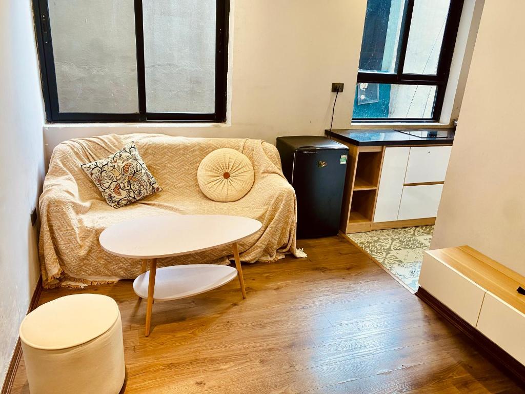 Anhome View Lake Hà Nội, Khách Sạn Sang Nhất, Tận Hưởng Không Gian Riêng Tư Giữa Trái Tim Hà Nội