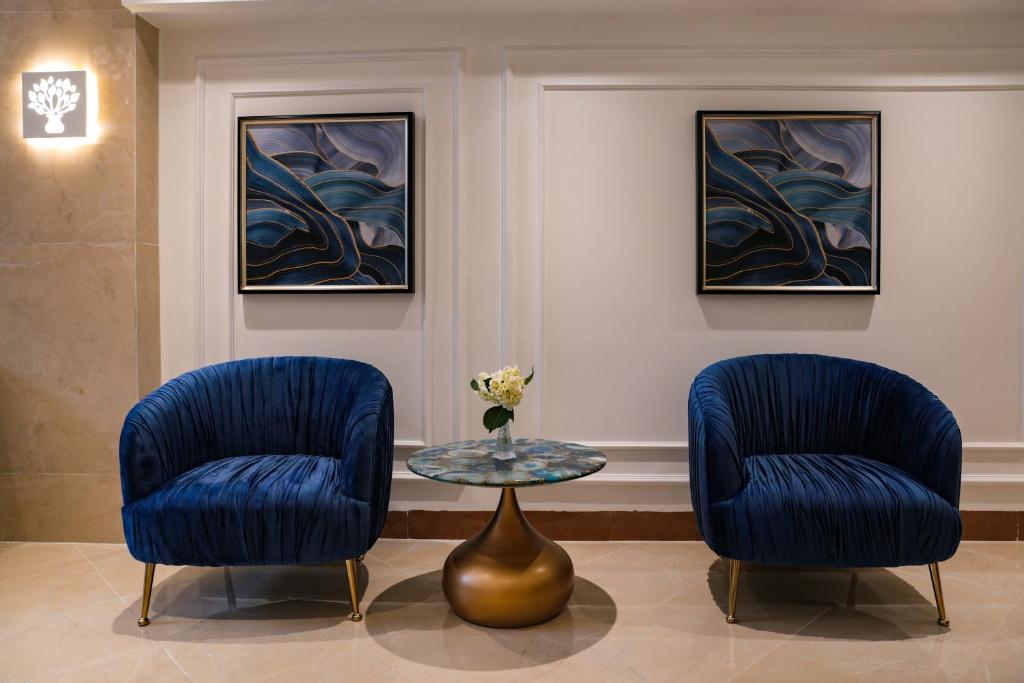 Hanoi Fiesta Central Hotel & Spa, Khách Sạn 4 Sao Đẹp Nhất Hà Nội, Sang Hơn Cả 5 Sao, Ô Quan Chưởng 180m