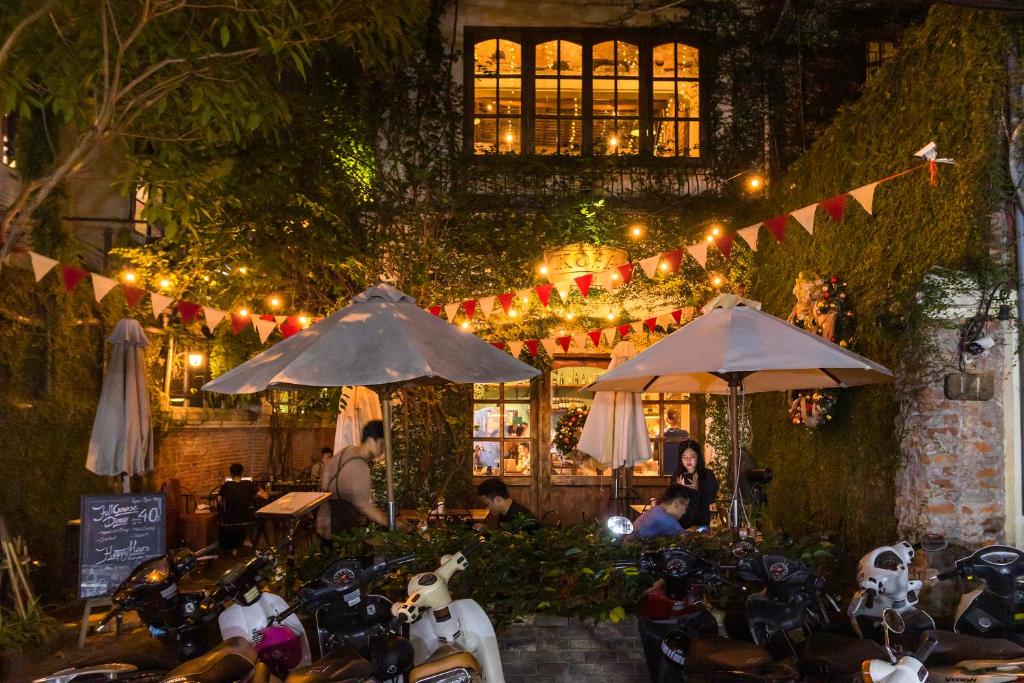 WECOZY Old Quarter, Căn Hộ Đẳng Cấp Hà Nội, Vị Trí Vàng Gần Bảo Tàng Mỹ Thuật Chỉ 9 Phút