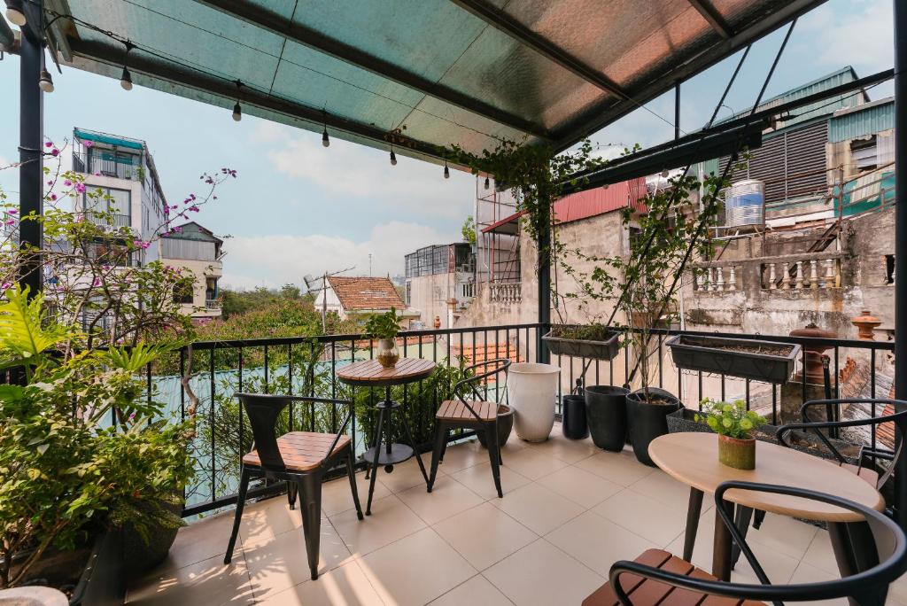 Khách Sạn Gần Hồ Hoàn Kiếm Đỉnh Cao: Bellevie Gia Ngư – Muốn Mua Luôn Cả Toà Nhà