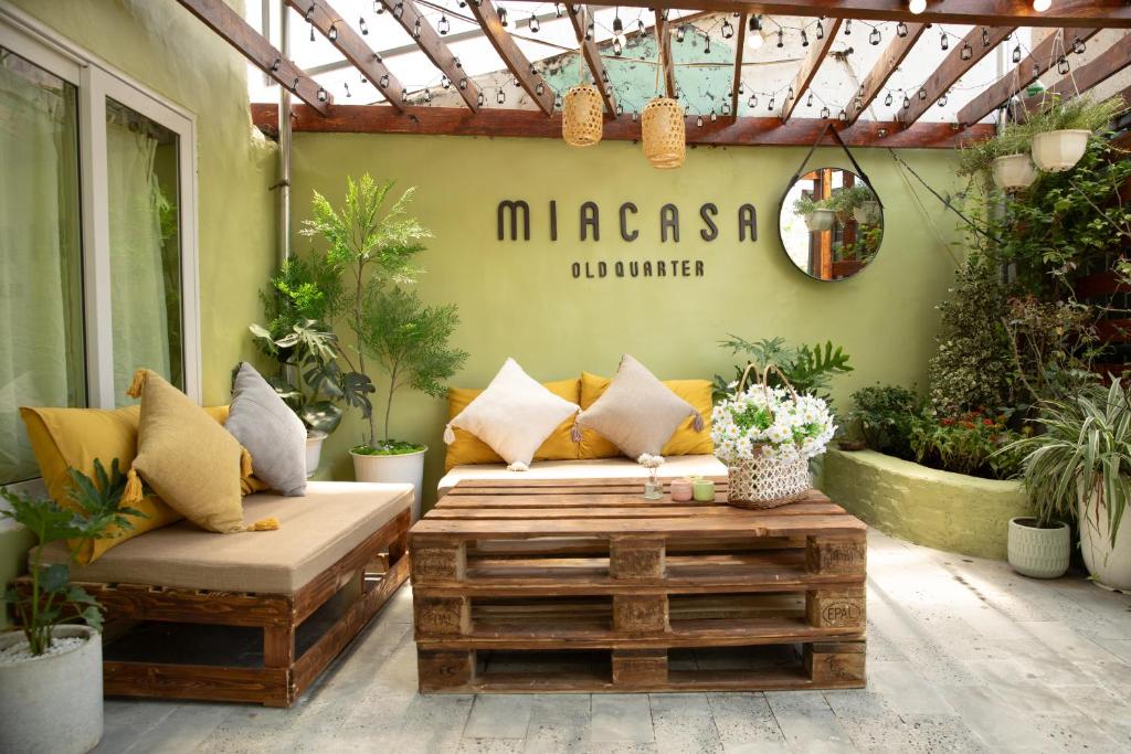 MiaCasa OldQuarter Hà Nội: Apartment Có Vườn Nhỏ Thoáng Đãng, Sân Hiên BBQ Tối Ngắm Ô Quan Chưởng Lấp Lánh Ánh Đèn