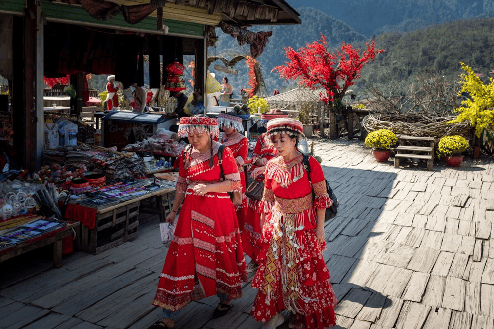 Tour Hà Nội Sapa Fansipan Tết Dương lịch từ Sài Gòn, hành trình mây núi se lạnh đầu năm thiêng liêng trong 4 ngày 3 đêm