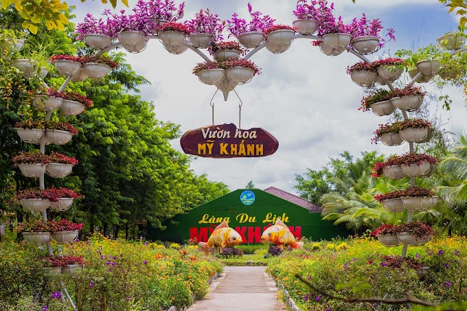 Tour 2N1Đ Tiền Giang Cần Thơ, Chợ Nổi Sáng Sớm Và Miệt Vườn Yên Bình